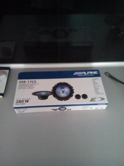 sv2dUZG3xS0.jpg